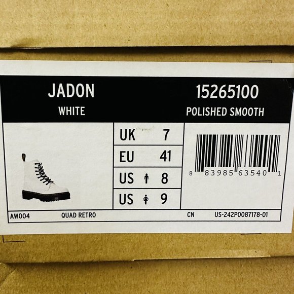 Dr. Martens Jadon Platform Classic 8-Eye Boot - Picture 7 of 8